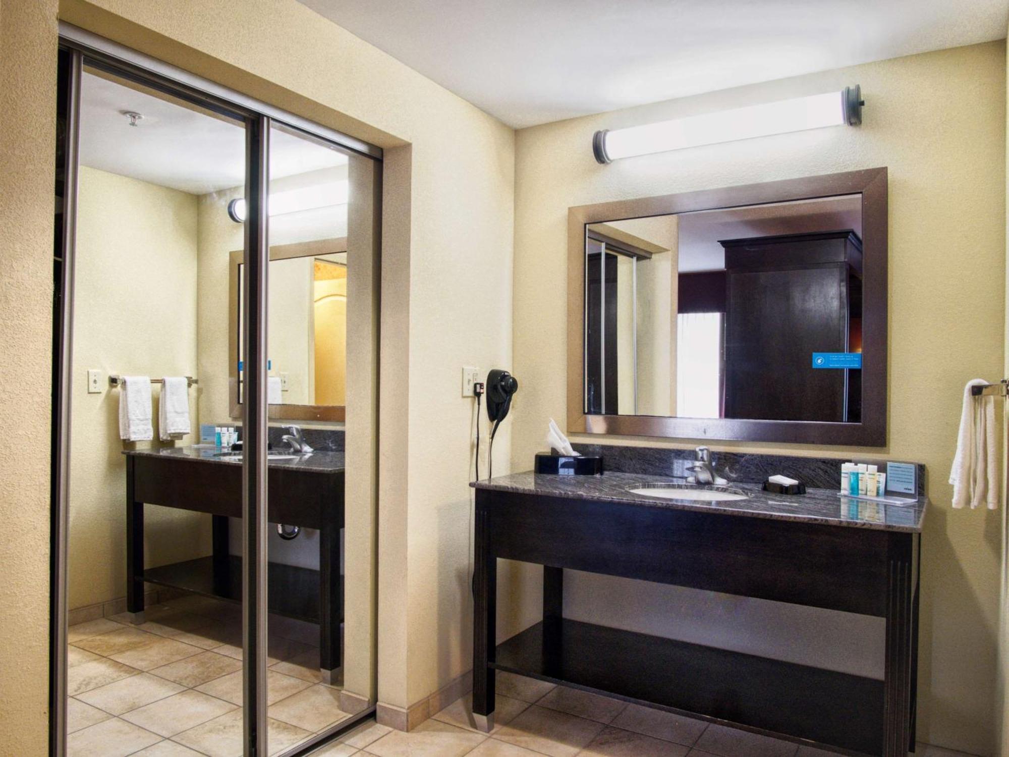 Hotel Hampton & Elk Elk City