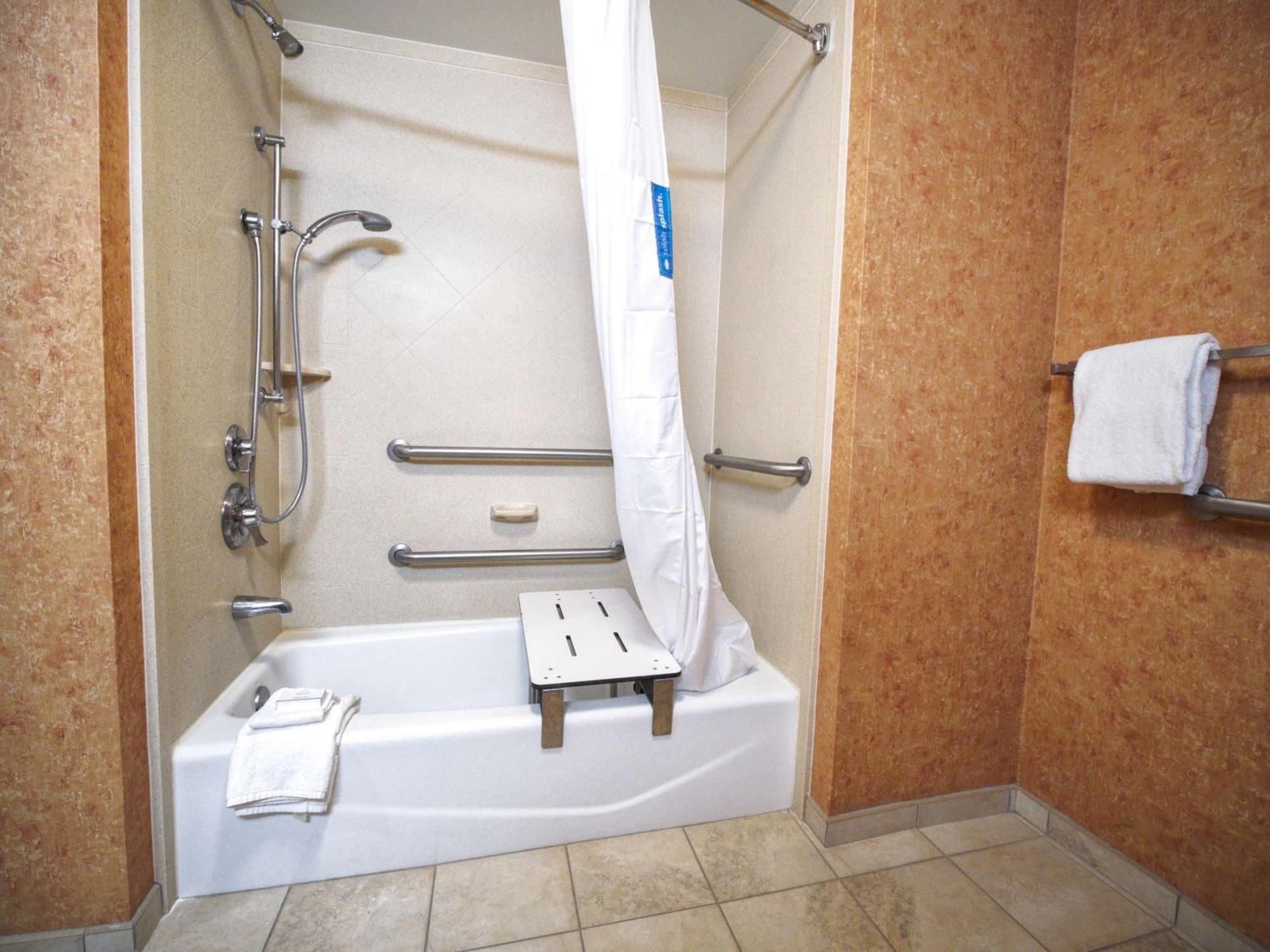 Hotel Hampton & Elk Elk City